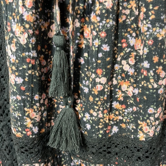 Lucky Brand Floral Dress Tassel Tie Lace Detail Lined Gray / Multi Sz S - Picture 6 of 16
